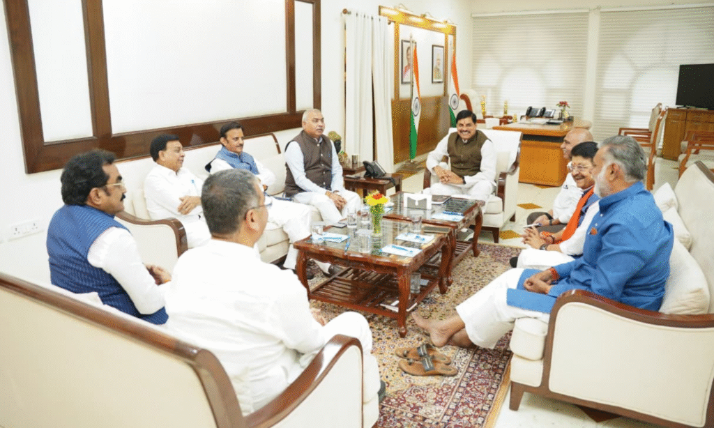 Choti Toli meeting at CM House