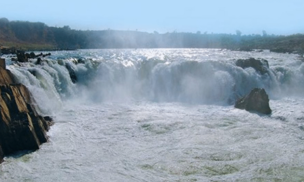 Dhuandhar Falls Jabalpur Famous Place