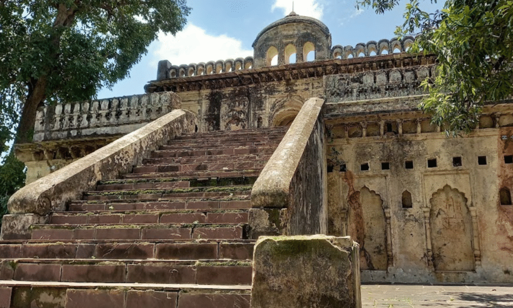 Vijayraghavgarh Fort History