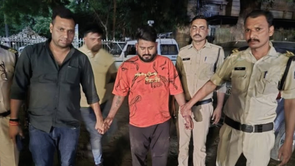 MP Police : पुलिस आरक्षक के साथ मारपीट करने वाला गिरफ्तार