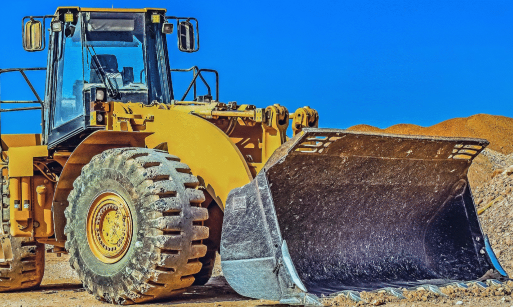 Katni News : NH-30 पर चला बुलडोजर, दो महीने में तीन लोगों की मौत के बाद प्रशासन नींद से जागा