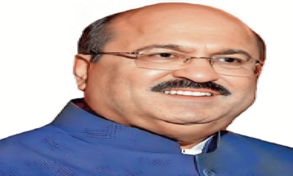 MP News : गुटखा कारोबारी किशोर वाधवानी पर GST विभाग का एक्शन, 1946 करोड़ की डिमांड