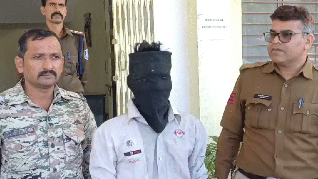 Balaghat News : मंदिर में शर्मनाक हरकत…मटकी में मिली मटन की ग्रेवी, आरोपी गिरफ्तार